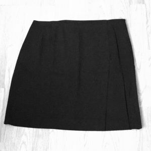 Classic Black GAP Skirt